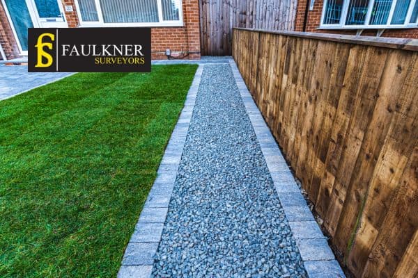 Can my Neighbour attach a fence to my wall? 3 Property Boundaries and the Basics of Land Boundaries Croydon